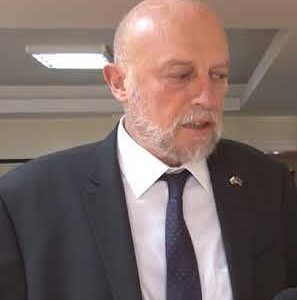 За уважението и достойнството За уважението и достойнството